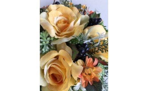 【ギフト用】美流渡の森 アーティフィシャルフラワー・アレンジメント 黄バラ（ブリキ花器シリーズ）【12236】[a110-036]