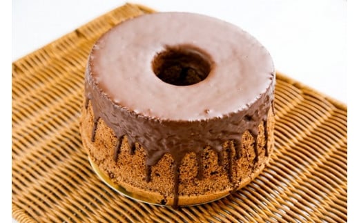 【定期便】こだわり石窯パンやスイーツ：カンスケのフルコース（年6回お届け）【19120】[a116-020]