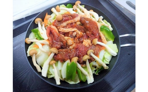 北海道岩見沢産フランス鴨ロース300g＜配送地域限定：沖縄・離島不可＞【55001】[a138-001]