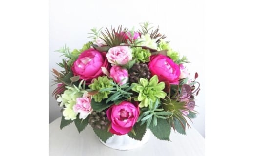 【ギフト用】美流渡の森 アーティフィシャルフラワー・アレンジメント ピンク、グリーン（ブリキ花器シリーズ）【12203】[a110-003]