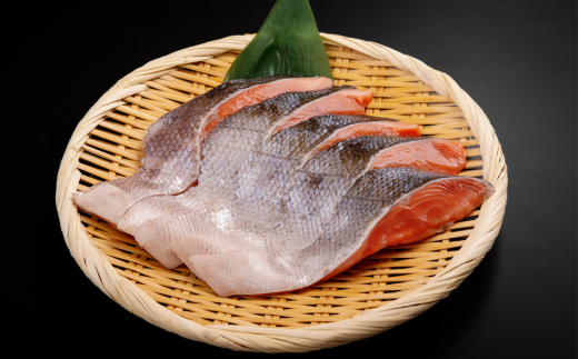 新巻鮭 5切真空パック ABE084