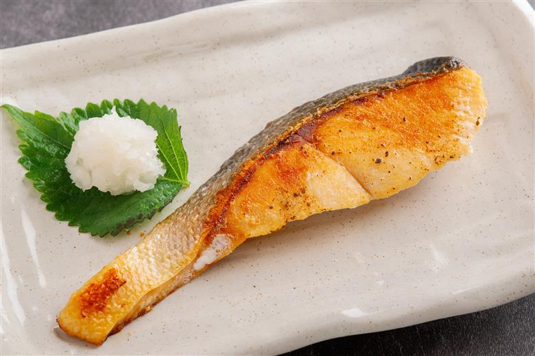 【12/15までのご入金で年内発送】網走産【訳あり】秋鮭切身 骨なし 3kg ABBI002