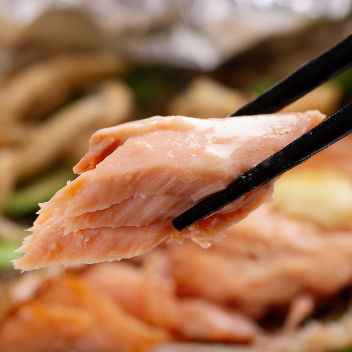 朝食セット 天然新巻鮭切り身 5切と網走湖のしじみ貝 1kg ABE113