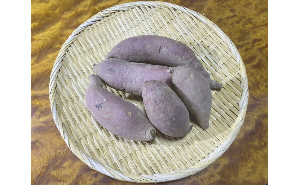 北海道産自然栽培のさつまいも１キロ【シルクスイート】