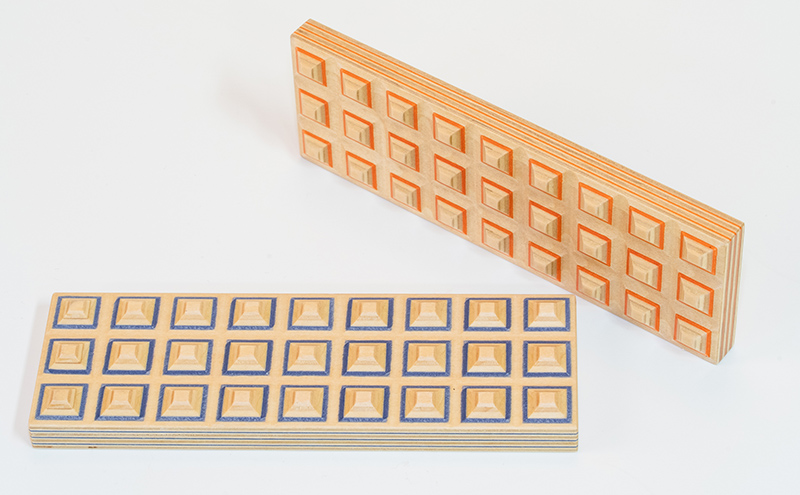 【ウッドデザイン賞受賞】 木製 トレイ grid or 北海道 芦別市 滝澤ベニヤ