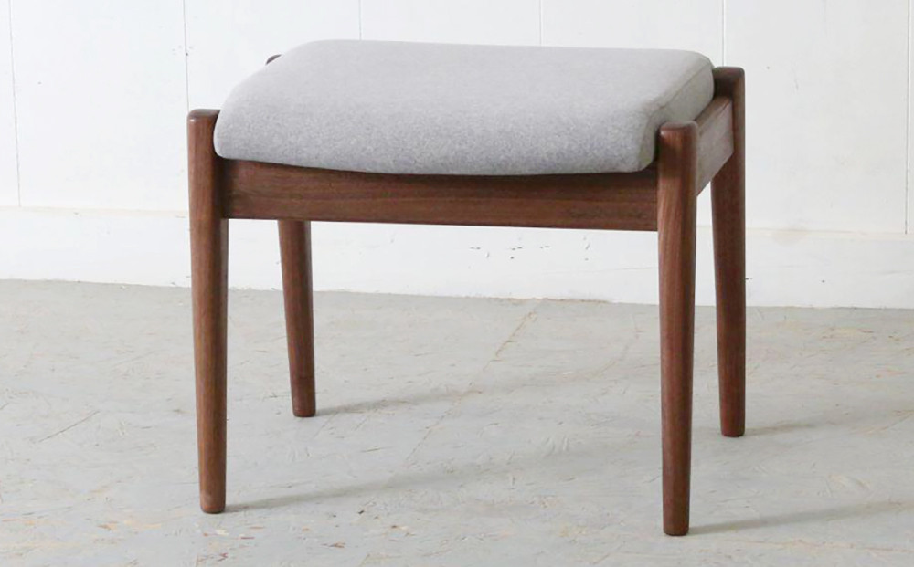 オットマン アームチェア用、スツール兼用（ウォールナットまたは道産ナラ）北海道 MOOTH インテリア 手作り 家具職人 ソファ チェア 家具 家具 家具 家具 家具 家具