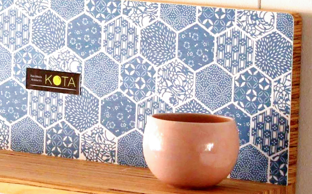 Ｌ型飾り棚（和柄ブルー） 杉  北海道 KOTA インテリア 手作り 家具職人 モダン 家具 家具 家具 家具 家具 家具