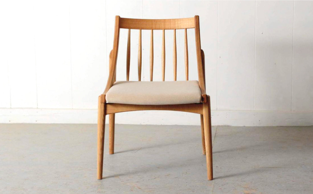 ダイニングチェア 幅広タイプ　道産ナラ 北海道  MOOTH インテリア 手作り 家具職人 椅子 家具 家具 家具 家具 家具 家具