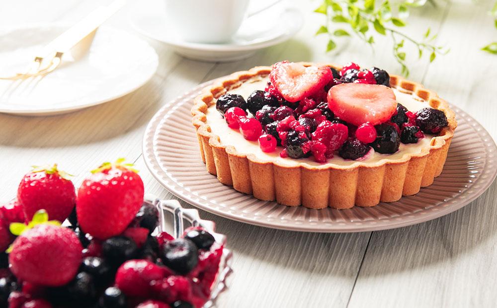 5種のベリー贅沢レアチーズタルト 5号サイズ 1個 タルトケーキ