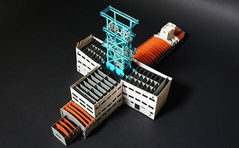 旧住友赤平炭鉱立坑ペーパークラフトキット インテリア 玩具