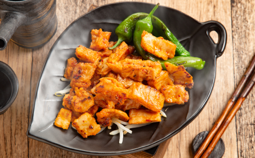 13-162 豚やみつきホルモン 1kg（味噌ダレ【赤ダレ】）