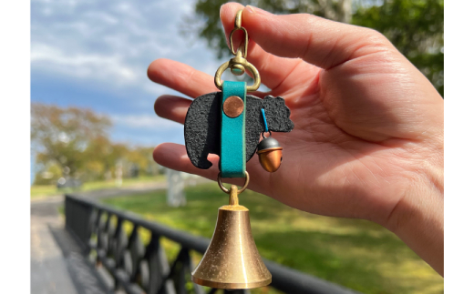 15-262 くま鈴(ブラック) ブラック