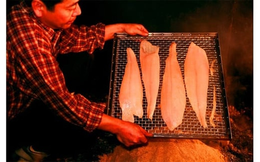 17-212 無添加・カラフト鱒・スモーク【2026年4月以降発送】 カラフト鱒のスモーク60g×6