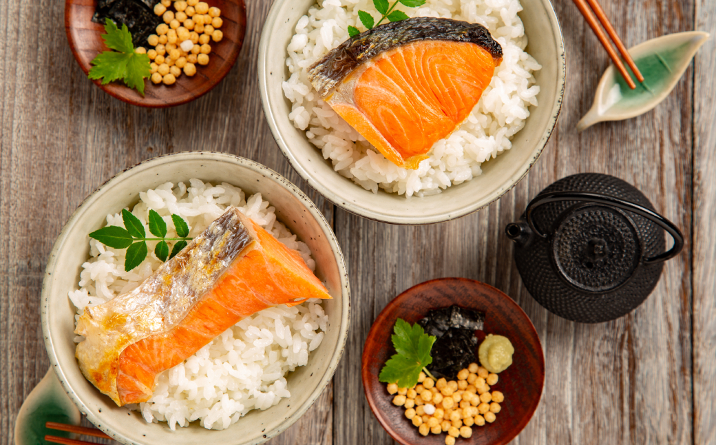 20-235 塩紅鮭姿切身&ますいくら醤油漬けセット