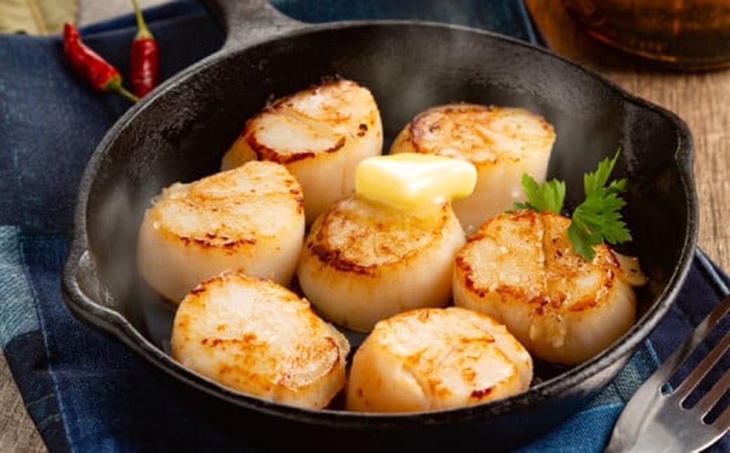 30-125 北海道オホーツク海産ホタテ玉冷ジャンボサイズ(1kg)