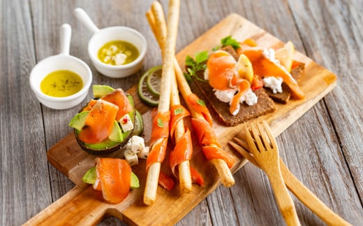 28-50 無添加天然・スモークサーモン三種食べくらべ(2セット)【2026年4月以降発送】 スモークサーモン３種食べくらべ2セット