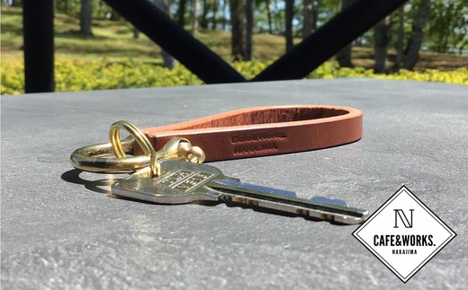 11-154 レザークラフト：真鍮シャックル本革レザーキーホルダー（ブラウン） ブラウン