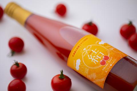 北海道士別産きらめきトマト Lサイズ(2.7k)×2奇跡のトマトジュース 結500ml×2本