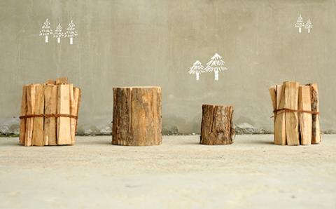 ≪キャンプにおすすめ！≫スウェーデントーチ（小）、薪5㎏（広葉樹）キャンプストーブ・焚き火用、スモーク用チップ30gセット【01122】