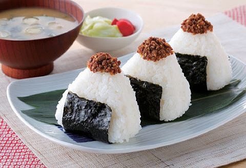 【北海道根室産】スパイシーさんまぼろぼろ110g×12本 A-86002