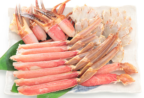 ＜12月21日決済分まで年内配送＞【生食可】カット済み生ずわいがに1.3～1.5kg×1P B-38005