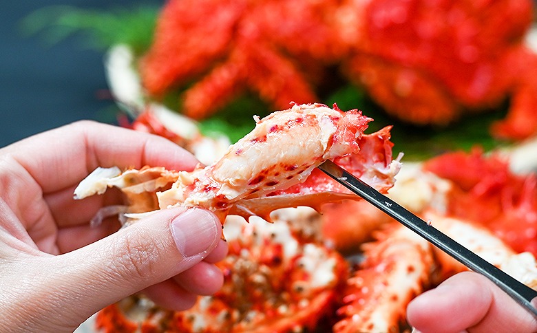 【北海道根室産】花咲がに500g前後×2尾セット B-80004