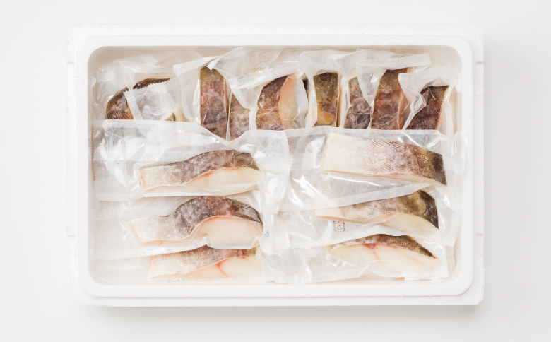 【北海道根室産】真鱈切身1切真空×30P A-09097