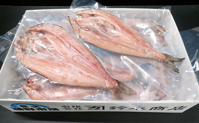 ＜12月10日決済分まで年内配送＞開きほっけ一夜干6枚 A-14023