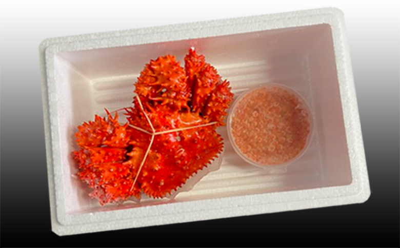 ＜12月21日決済分まで年内配送＞花咲かに300g前後～450g前後×1尾・いくら醤油漬け100g×1Pセット A-30028