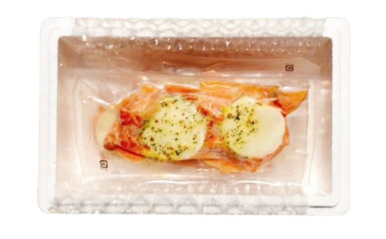 スモークサーモンのカプレーゼ1kg(小分け真空) B-09082