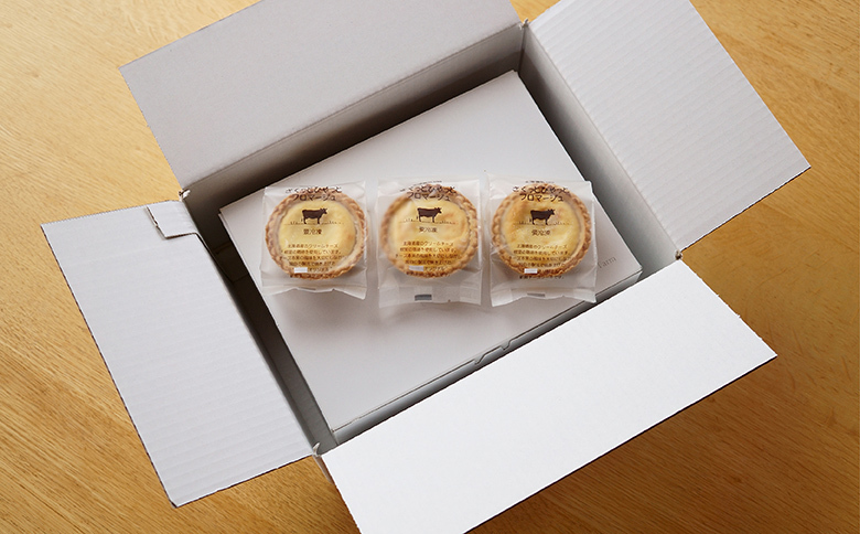 牛乳・チーズジェラート(3種計6個)、チーズタルト3個 B-13009