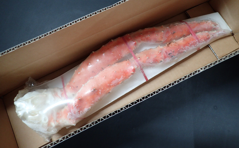 ＜12月10日決済分まで年内配送＞根室海鮮市場＜直送＞ボイルたらばがに脚約1kg(脚2本シュリンク) C-28057