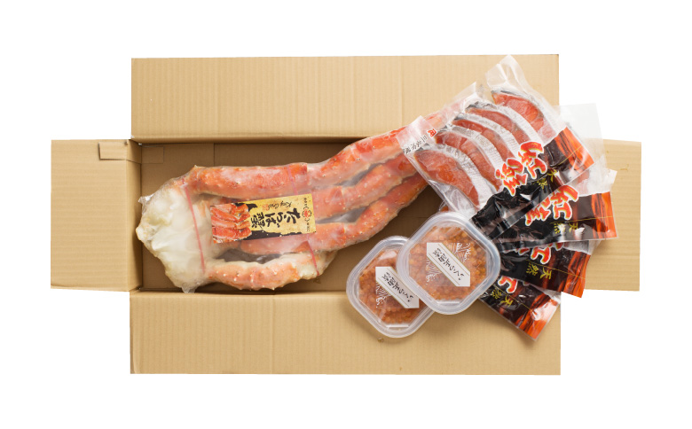 ＜12月10日決済分まで年内配送＞ボイルたらばがに脚約1.8～2kg×1肩、無添加甘塩天然紅鮭5切×4P、いくら醤油漬け(鮭卵)70g×2P D-11059