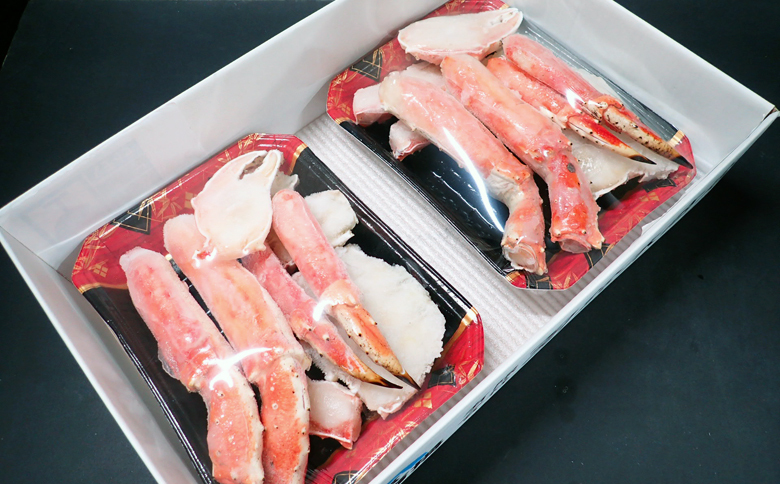 ＜12月10日決済分まで年内配送＞根室海鮮市場＜直送＞ボイル済み本タラバガニハーフカット1kg×2P D-28051