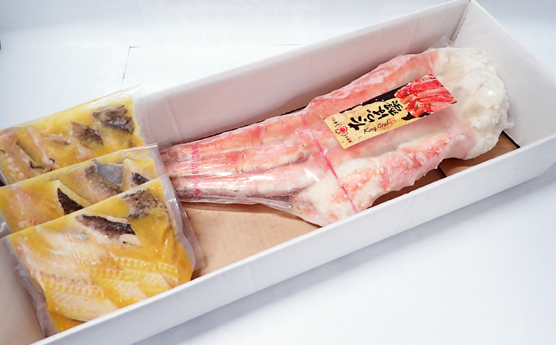 ＜12月10日決済分まで年内配送＞根室海鮮市場＜直送＞ボイルたらばがに脚約1.8～2kg×1肩、銀だら西京漬け4切×3P D-28061