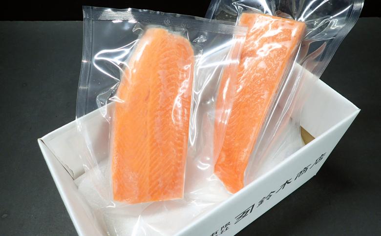 ＜12月10日決済分まで年内配送＞根室海鮮市場＜直送＞お刺身トラウトサーモン2P(計350～450g) G-28045