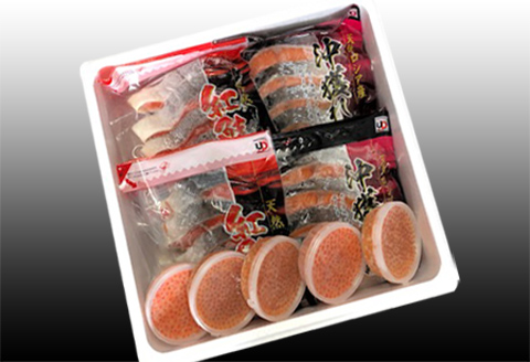 ＜12月21日決済分まで年内配送＞甘塩紅鮭5切×10P、甘塩時鮭5切×10P、いくら醤油漬け100g×5Ｐセット E-36002