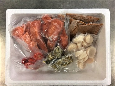 ＜12月21日決済分まで年内配送＞【北海道根室産】秋鮭ちゃんちゃん鍋セット(3～4人前) A-01014