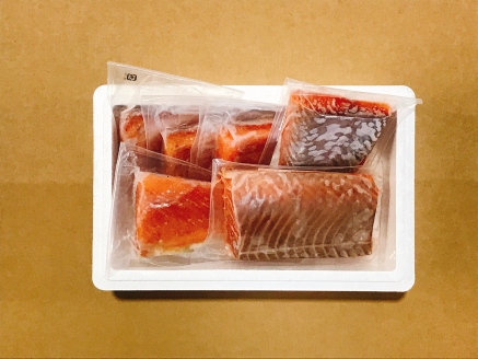 スモークサーモン500g＆とろサーモンハラミ燻製焼き500g A-09094