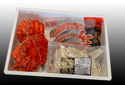 ＜12月21日決済分まで年内配送＞花咲かに400g前後～550g前後×1尾、タコから揚げ250g×1P、紅鮭5切×1P A-36056