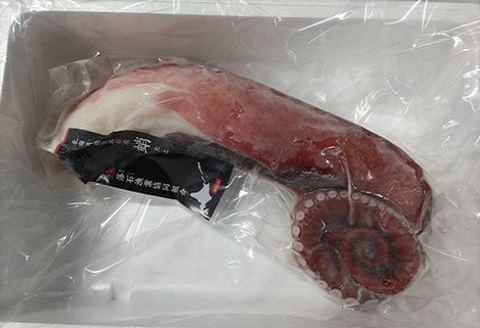 ＜12月21日決済分まで年内配送＞【北海道根室産】刺身用真だこ足800g～1.2kg前後×1本 A-57059