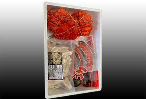 ＜12月21日決済分まで年内配送＞花咲かに400g前後～550g前後×1尾、タコから揚げ250g×1P、紅鮭5切×1P A-76033
