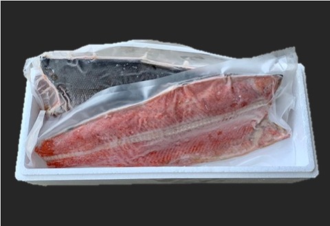 ＜12月21日決済分まで年内配送＞甘塩紅鮭フィレ半身1kg×2P B-01052