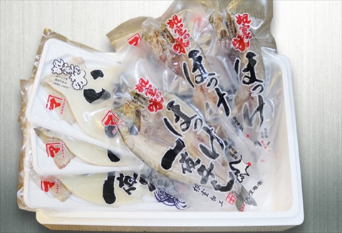 ＜12月17日決済分まで年内配送＞無添加ほっけ・いか一夜干し各5枚 B-32015