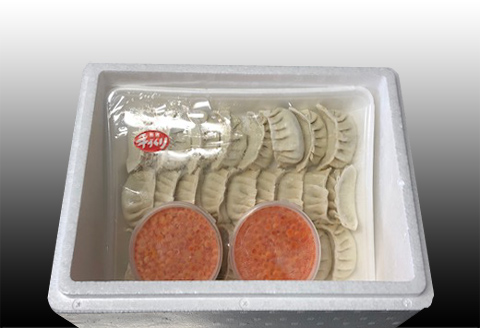 【12/31決済分まで1月中配送】 餃子25個×2P、いくら醤油漬け100g×2P B-70029