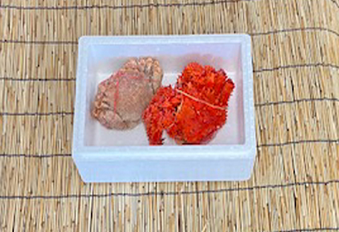 ＜12月21日決済分まで年内配送＞毛かに400g前後～550g前後×1尾、花咲かに300g前後～450g前後×1尾 B-76029