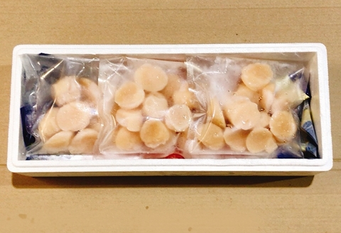 ＜12月14日決済分まで年内配送＞お刺身ほたて貝柱300g×3P＆お刺身トラウトサーモン2～4P(計1kg) C-09052