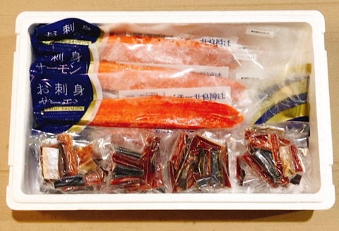 ＜12月14日決済分まで年内配送＞お刺身トラウトサーモン6～12本(計3kg)＆鮭とば100g×8P D-09041