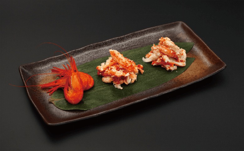 ＜12月21日決済分まで年内配送＞【北海道根室産】海鮮セット（たらばがに・花咲がに・北海シマエビ) B-12003