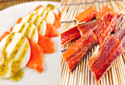 ＜12月14日決済分まで年内配送＞スモークサーモンカプレーゼ3～5P(計600g)＆鮭とば100g×3P B-09099